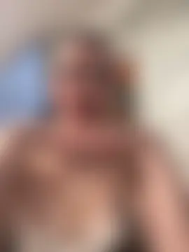 MissHerra2's Live Sex Cam Show