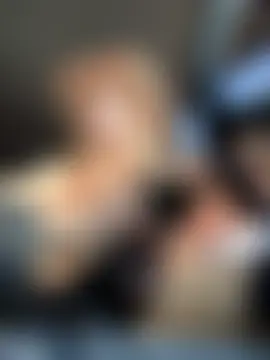 GoldenFlameGoddess' Live Sex Cam Show