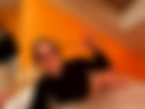 BBoglarka's Live Sex Cam Show