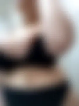 IRINA_DIAMOND's Live Sex Cam Show