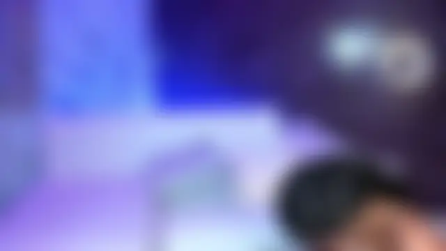 Soffy_pink's Webcam Show