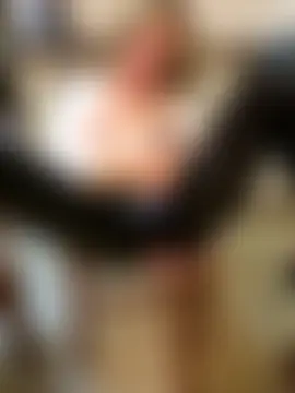 Melody73's Live Sex Cam Show