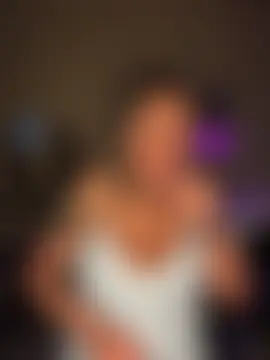 bossyroxy84's Live Sex Cam Show