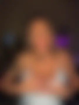 bossyroxy84's Webcam Show