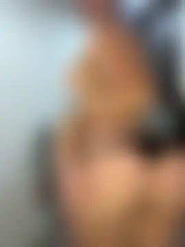 MiaJones21's Webcam Show