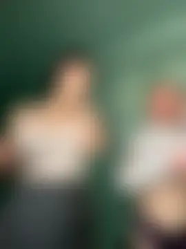 MiraReach's Live Sex Cam Show