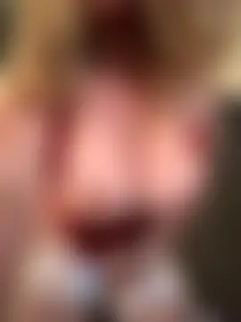 miamellycious' Webcam Show