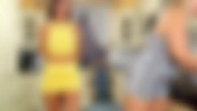 TUNDEROSE1's Live Sex Cam Show