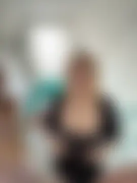 ErikaMuse's Live Sex Cam Show