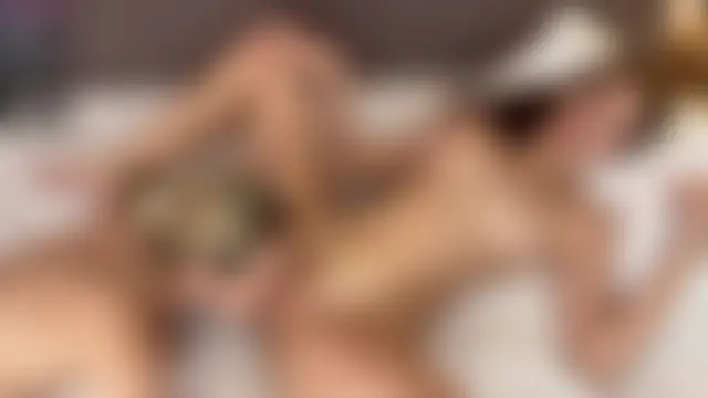 PlayUsSoftly's Live Sex Cam Show