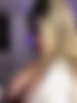 MiaWhitePink_'s Webcam Show