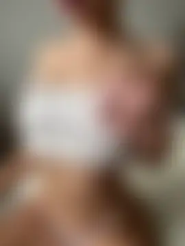 tina1your1's Webcam Show