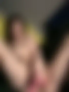 MilaBee's Webcam Show