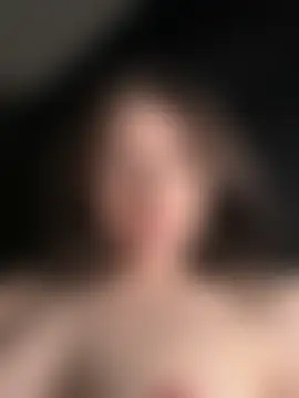 MilaBee's Webcam Show