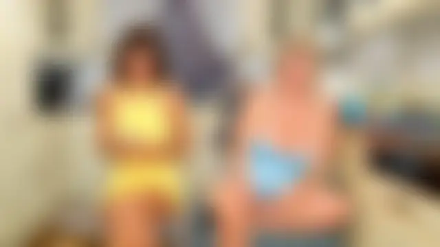 TUNDEROSE1's Webcam Show