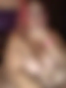 Courdles' Live Sex Cam Show