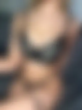 lovesgirl0's Live Sex Cam Show