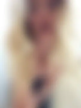 Bondgirl_013's Live Sex Cam Show