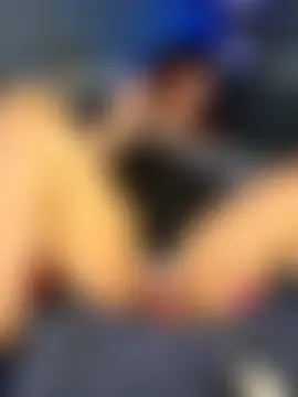 thickanjuicy's Live Sex Cam Show