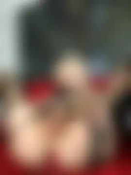 crislingery_dolli's Webcam Show