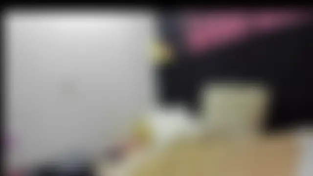 Evaaross_2345's Live XXX Chat