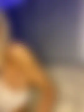 MaisieMae's Live Sex Cam Show