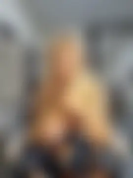 Monna's Live Sex Cam Show