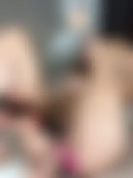 SweetieSinXXX's Live Sex Cam Show