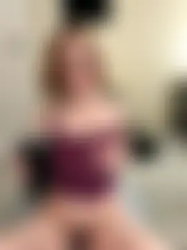 CreamedKitten's Webcam Show