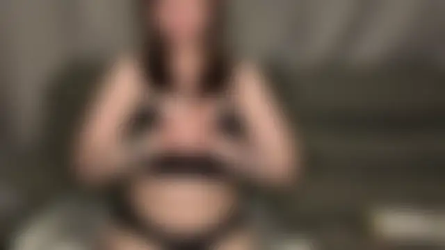 LilacLivXx's Live Sex Cam Show