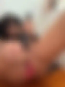 EmySkinny85's Live Sex Cam Show