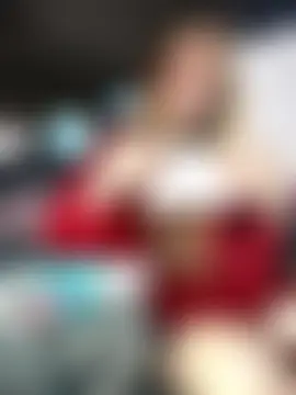 GoldenFlameGoddess' Live Sex Cam Show