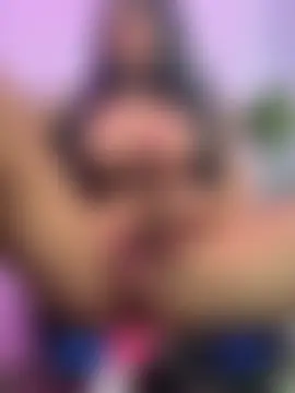 _Crystal_evains' Live Sex Cam Show