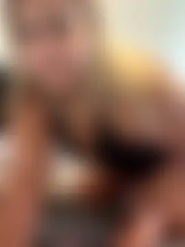 QueenBootyy's Webcam Show