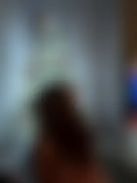 Ellieskyyee1's Live Sex Cam Show