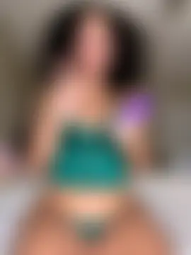 Kiki_hammyy's Webcam Show