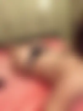 Faidraishere's Live Sex Cam Show