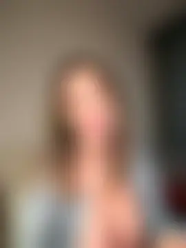 Alirawrz's Live Sex Cam Show