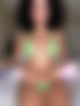 Kiki_hammyy's Webcam Show