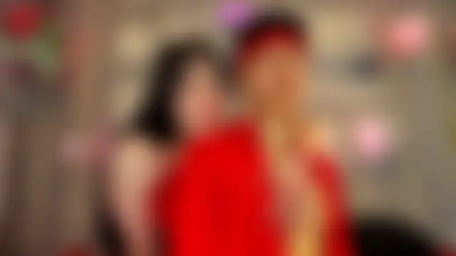 noah_and_rose's Webcam Show