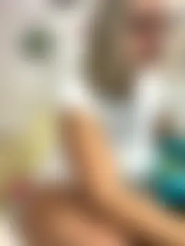 TrenaAnne's Webcam Show