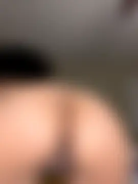 Kiki_hammyy's Webcam Show