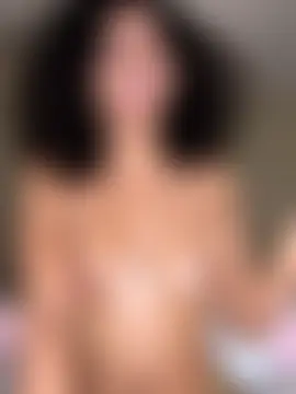 Kiki_hammyy's Webcam Show