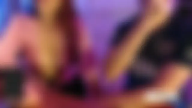 friendswithben33's Live Sex Cam Show