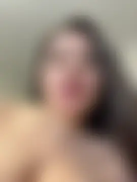 Lovynna's Live Sex Cam Show