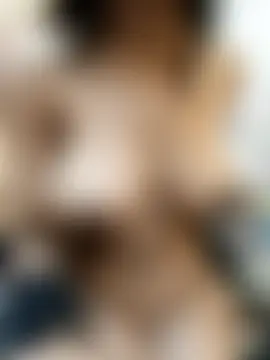 Quun_rosi's Webcam Show