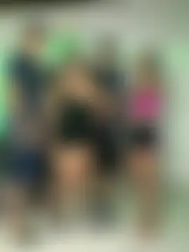 royalgirls_x's Webcam Show