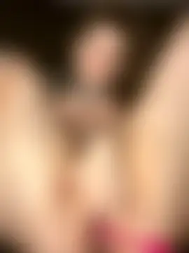 HornyGirlH's Live Sex Cam Show