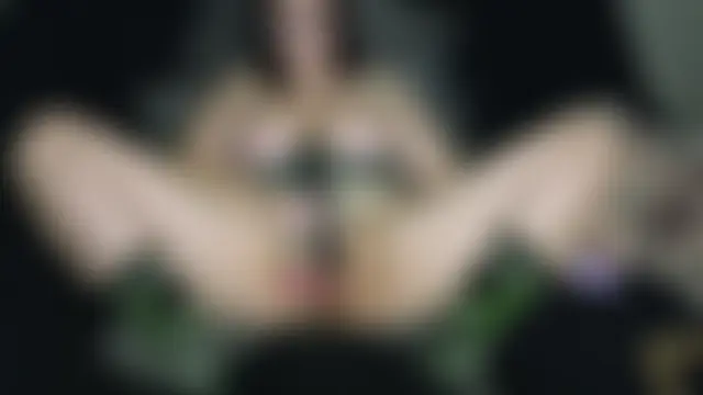 TheBustyHouseWife's Webcam Show