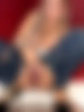 LittleMissEeve's Live Sex Cam Show